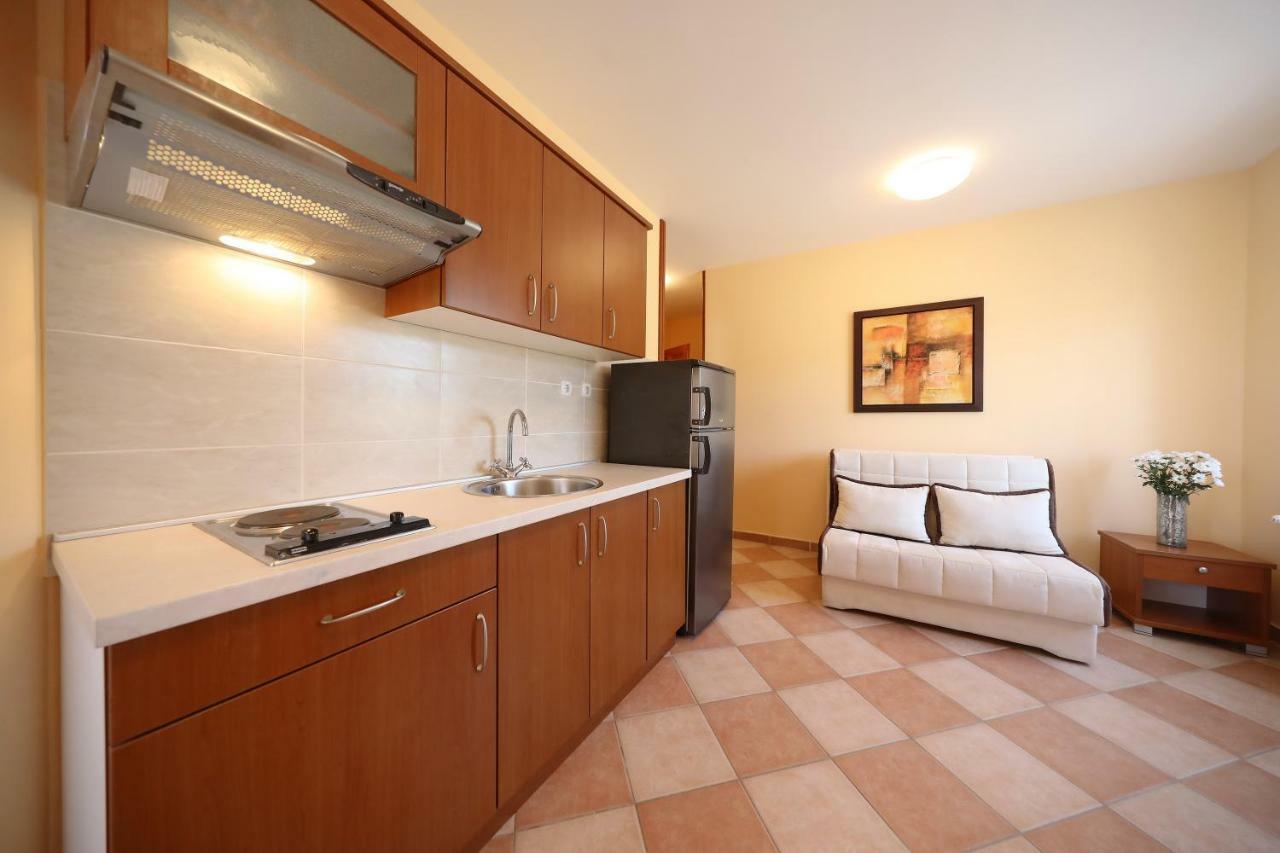 Apartments Villa Marnii Kozino Exterior photo
